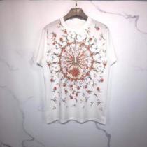 ファッショニスタを中心に新品が非常に人気 半袖Tシャツ 2色可選2026春新作 ...
