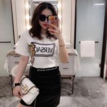 半袖Tシャツ 2色可選 普段見ないデザインばかり ヴェルサーチ VERSACE 幅広いアイテムを展開