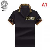 半袖Tシャツ 多色可選 手頃価格でカブり知らず ヴェルサーチ価格も嬉しいアイテム  VERSACE 一目惚れ級に