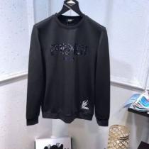 プルオーバーパーカー 3色可選 飽きもこないデザイン フェンディ FENDI 本...