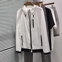 20SSトレンド プラダ ジップアップパーカー ナイロンジャケット PRADA ...
