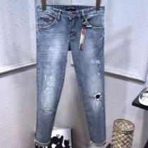 アルマーニ ファッションに取り入れよう ARMANI デニムパンツ 限定アイテム...