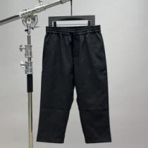 バレンシアガ おしゃれに大人の必見 BALENCIAGA 老舗ブランド ジーンズ...