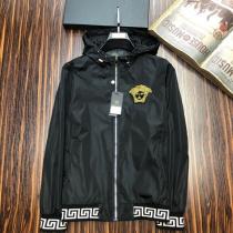 VERSACE 2026人気色ヴェルサーチ ヴィンテージ ジャケット コピー 通販 使いやすさ ナイロンウィンドブレーカー 防風 防寒