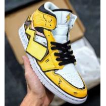 スニーカー 2026最新モデル Off-White 根強い人気を誇る オフホワイ...