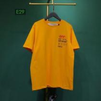 2026話題の商品 Off-White オフホワイト 半袖/Tシャツ おしゃれに...