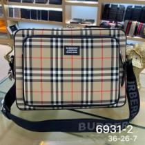 海外でも人気なブランド ポーチ  2026年春限定 バーバリー BURBERRY...