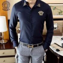 2026春夏 ヴェルサーチ スーパーコピー シャツ サイズ感 着こなし ビジネスシーンVERSACE 激安高級モデル