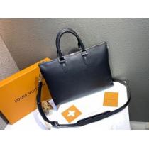 人気は今季も健在 ルイ ヴィトン LOUIS VUITTON ショルダーバッグ ...