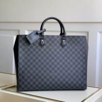 エレガントな雰囲気 ルイ ヴィトン LOUIS VUITTON おしゃれな人が持...