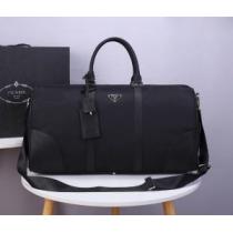 プラダファッションに取り入れよう  PRADA 限定アイテム特集 スーツケース