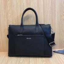 程よい最新作 プラダ PRADA 春夏コレクション新品 ハンドバッグ  大活躍す...
