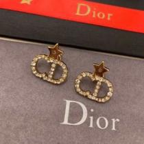ディオールファッションに取り入れよう DIOR  ピアス 20SS☆送料込 ストリート系に大人気