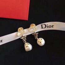 20SS☆送料込 ディオール DIOR 大幅割引価格 ピアス どのアイテムも手頃...