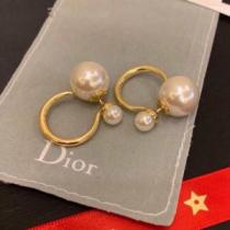 ストリート系に大人気 ディオール DIOR 2026年春限定 ピアス 愛らしい春の新作