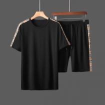 バーバリー 海外でも大人気 BURBERRY 日本未入荷カラー 半袖Tシャツ 上...