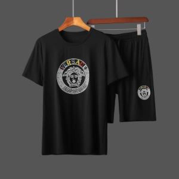 VERSACEメドゥーサ ロゴ ヴェルサーチ コピー Ｔシャツ セットアップ 2026定番人気ランキング上下着大人新作A82933-A224589