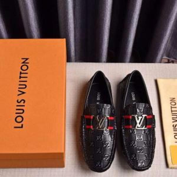 ルイ ヴィトン １点限り！VIPセール LOUIS VUITTON オススメのアイテムを見逃すな スニーカー
