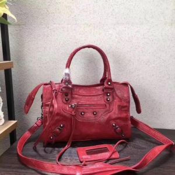 バレンシアガ本当に嬉しいアイテム  BALENCIAGA  差をつけたい人にもおすすめ レディースバッグ