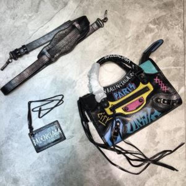 レディースバッグ おしゃれな人が持っている バレンシアガ BALENCIAGA１点限り！VIPセール