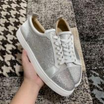 エレガントな雰囲気 ランニングシューズ 2年以上連続１位獲得 クリスチャンルブタン Christian Louboutin