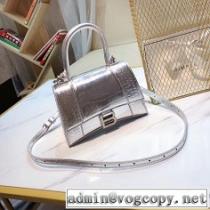 非常にシンプルなデザインな レディースバッグ 価格帯が低い バレンシアガ BAL...
