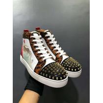 人気高いルブタンスニーカーChristian Louboutin 靴コーデもちろ...