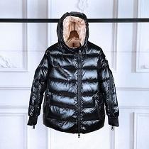 2026年冬男女兼用 MONCLERモンクレール コピー とにかく暖かい防寒着おすすめ活かしてオシャレ秋冬コーデ着易さ
