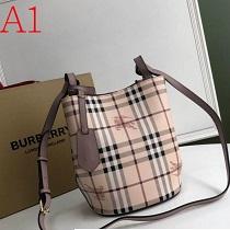 絶対に見逃せない バーバリー BURBERRY おしゃれに大人の必見 レディース...
