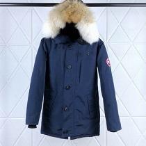 当店人気のおすすめダウンジャケット カナダグース メンズ 完成度がすごく高い防寒着 幅広く対応できる上品