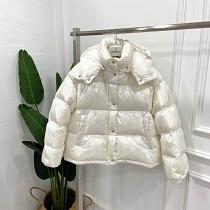 オシャレ感度が高まる モンクレール ダウン レディース コピー 優しい雰囲気を醸...