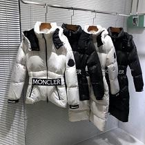 2026年防寒着激安 モンクレール コピー 服 着心地あったかで 颯爽と現れ ク...