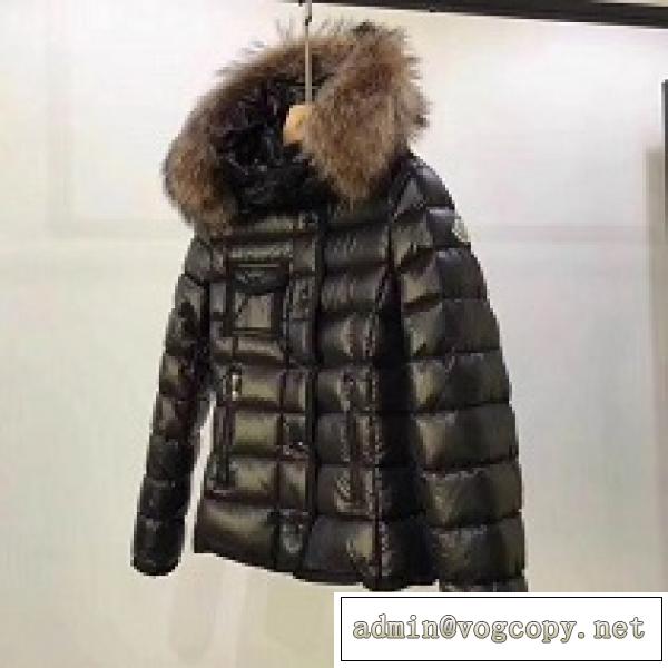 お手頃高品質 MONCLER モンクレール ダウン 一覧 大人っぽさや重厚感 防寒性非常に優れ 女性用ダウンジャケット