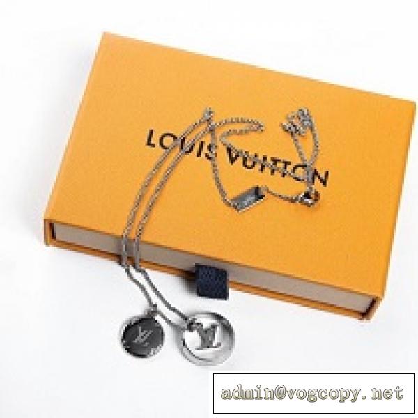 オシャレ欠かせないアイテムLOUIS VUITTON ルイ ヴィトン コピー 洗練されたデザイン ペンダント カジュアル
