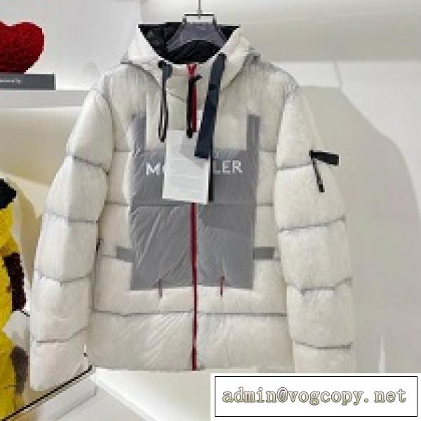 多くのセレブも愛用するブランド新作MONCLER モンクレール コピー モノトーンのかわいいバージョン ダウン