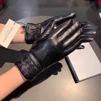 オシャレが楽しめる秋冬新品BOTTEGA VENETA ボッテガ コピー テブクロ 綺麗でしっかり高級感ある