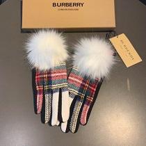 寒い季節の大人気！BURBERRY バーバリー コピー 裏起毛テブクロ 上品なデザイン寒い冬にぴったり