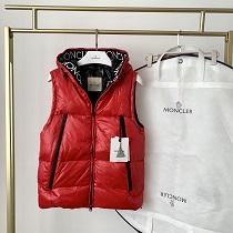 お見逃しなく MONCLER モンクレール ダウン ベスト コピー 秋冬に欠かせないアイテム 動きやすい