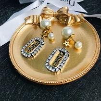 やや大人っぽい印象 DIOR ディオール スーパー コピー お顔周りを華やかに仕...