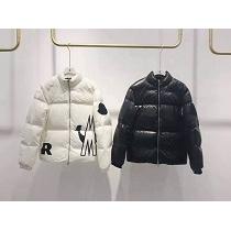 今季の人気アイテム限定セールMONCLER モンクレール ダウン コピー マルチ...