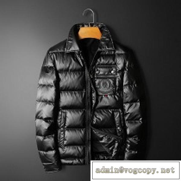 MONCLER モンクレール激安 薄く軽量化されたダウンジャケット メンズ 防寒対策に優れた 様々な快適機能が付き