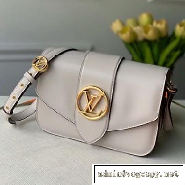 LOUIS VUITTON ルイ ヴィトン コピー M55950 LV Pont 9 洗練されたショルダーバッグ 美しい気質を示す ヌバック