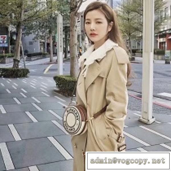 大人気！BURBERRY バーバリー バッグ コピー Louise キャンバス×レザー 円形ミニバッグ 光沢のある金具
