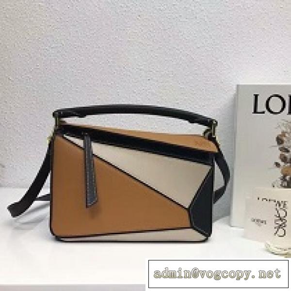 新品LOEWE ロエベ コピー バッグ パズルバッグ スモール クラシックなカーフスキン 琥珀色×ライトオーツ