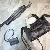 バレンシアガ ファッションに合わせ BALENCIAGA  限定アイテム特集 レディースバッグ