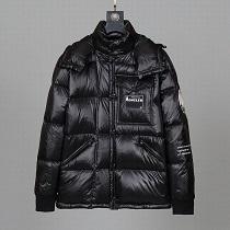 保温性抜群で高品質なMONCLER モンクレール 新作 ダウン 抜群の暖かさを実現 防寒性とデザイン性非常に優れ