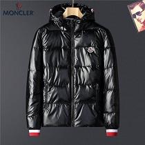 冬本番MONCLER モンクレール ダウン メンズ シンプルなデザイン 幅広いコーデに対応 防寒機能とオシャレを両立