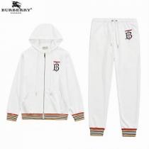 当店人気2026おすすめ秋冬最新版BURBERRY バーバリー通販 セット上下着 メンズ 幅広い年代に好かれる