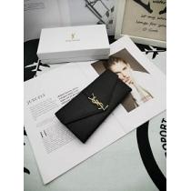 絶対欲しいSaint Laurent コピー 販売 財布 2026高級感 ボタン型 サンローラン レザー製 ウォレット