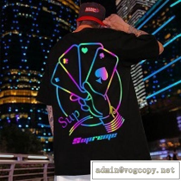 芸能人愛用 Supreme シュプリーム コピー 通販 Tシャツ/半袖 ストリート感あふれる ファッションの最先端